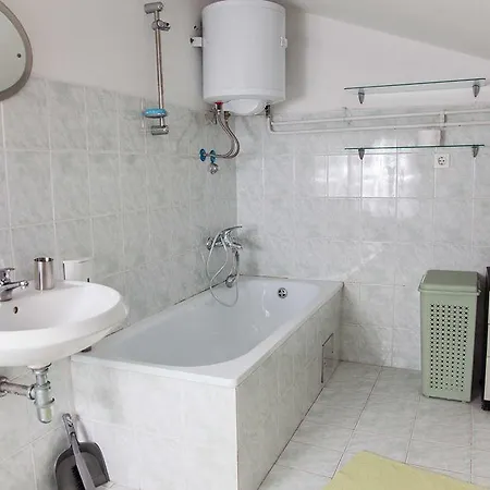 Bubo Bubo Apartman